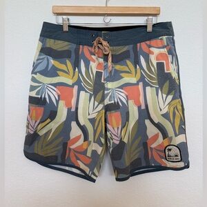 Howler Brothers Bruja Board Shorts